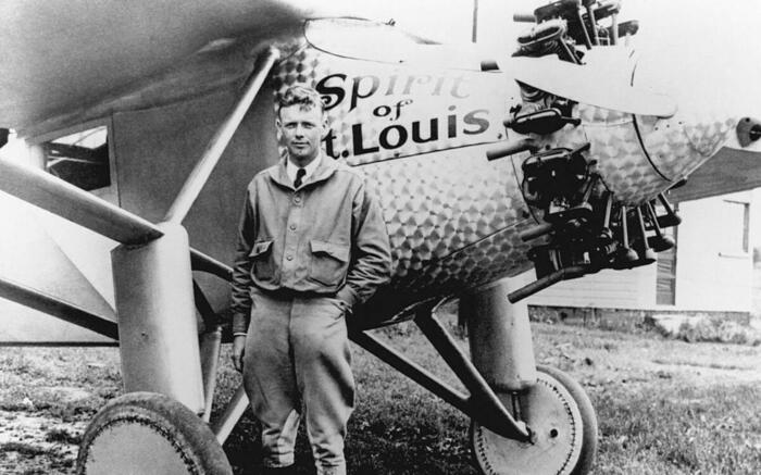 大西洋横断飛行の切手（フランス 1936年） 💻今日の出来事💻 - 1927年 - チャールズ・リンドバーグが大西洋単独無