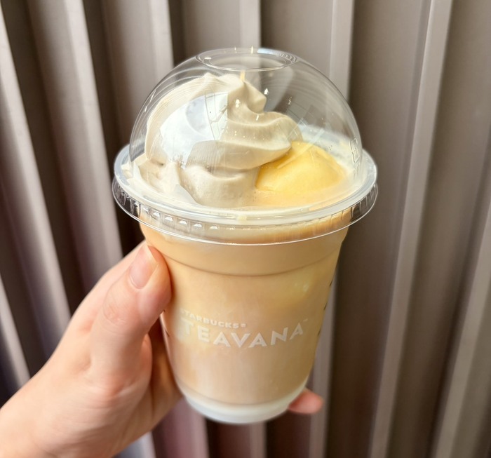 ミルク ティー アフォガート」を飲みに、スタバのティー専門店へ