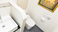 男女別々のトイレを完備し衛生面にも気をつけています。