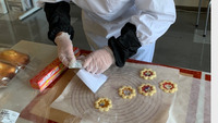 エディブルフラワーを使ったお菓子の製造・販売