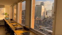 事業所から眺める夕暮れの美しい景色。  